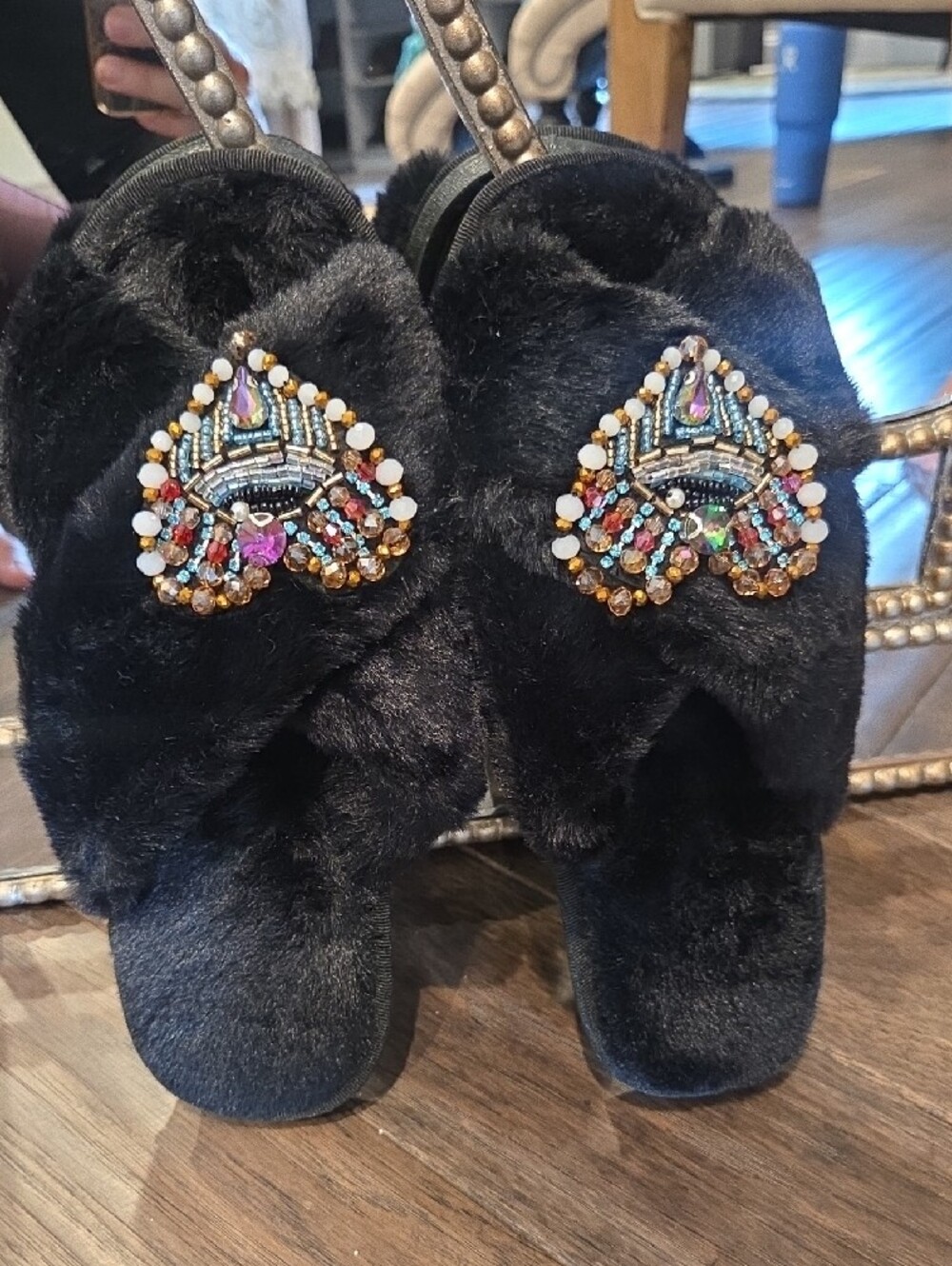 Black Faux Fur Women’s Slippers with Beaded Heart Accent - Picture 5 of 5